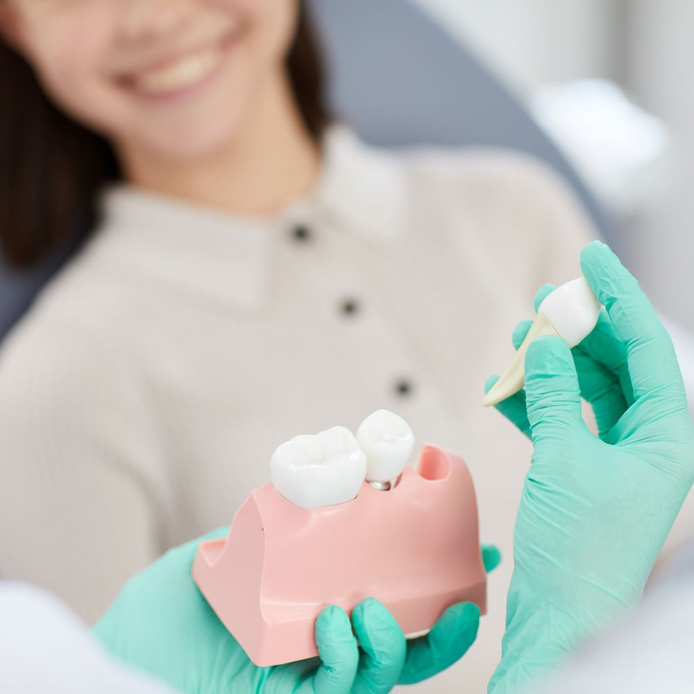 Emergency tooth extraction appointment in London